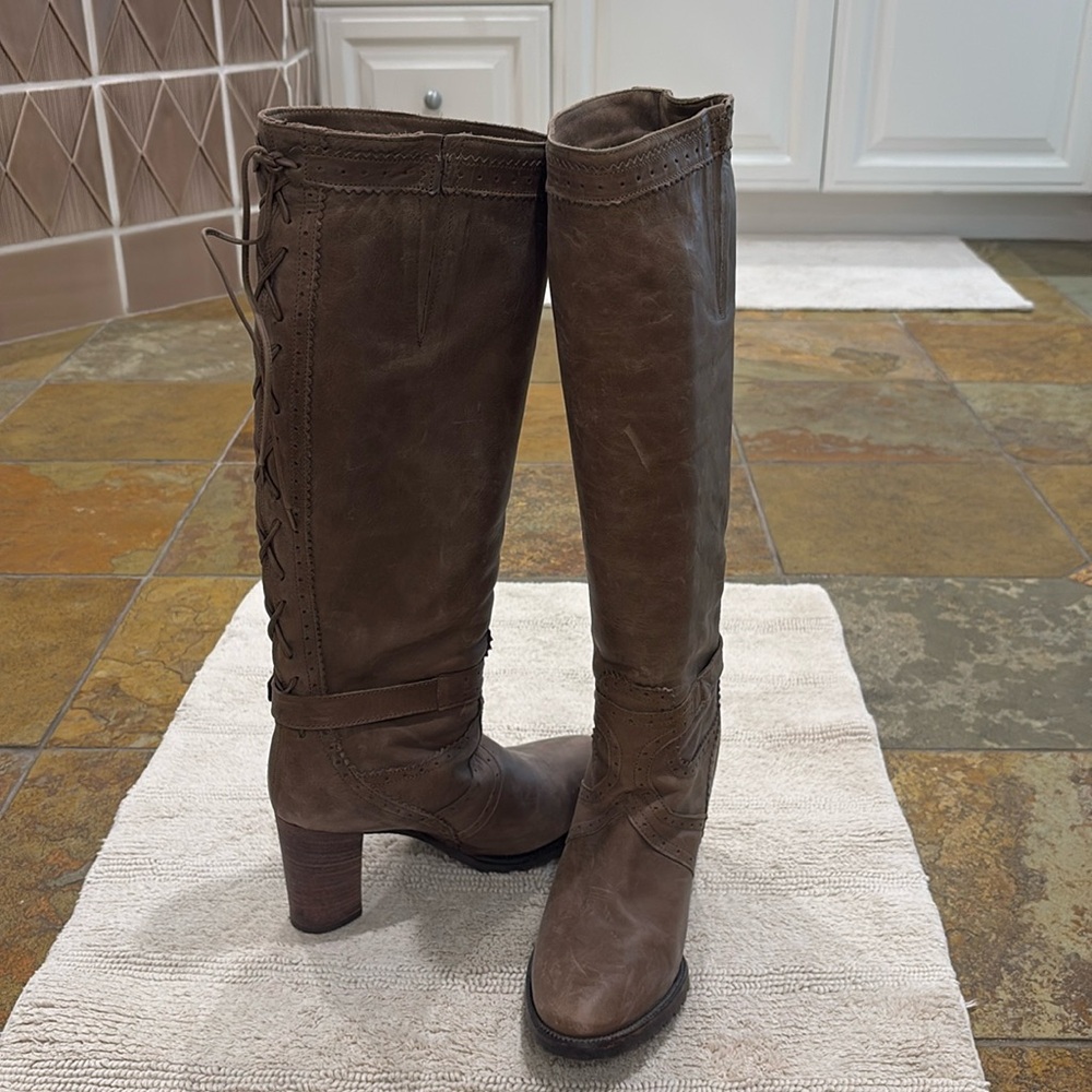 Knee-High Italian Leather Boots size 40